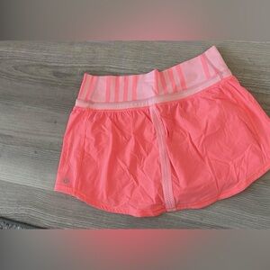 LuluLemon size 4 skort